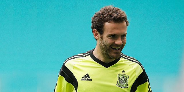 Lagi-lagi Juan Mata Cetak Gol Indah