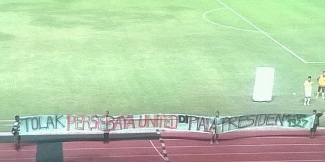 Puluhan Ribu Bonek 27 Kompak Tolak Persebaya United