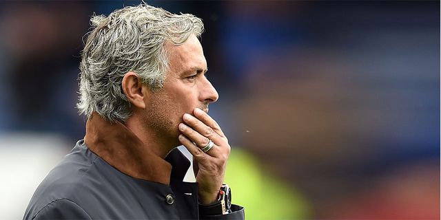 Neville: Chelsea Tak Seperti Tim Mourinho 