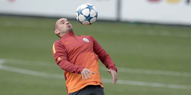 Sneijder Kirim Peringatan Buat Atletico