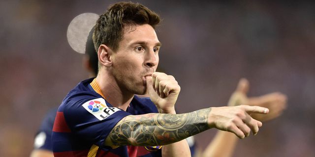 Messi Cetak Gol Favoritnya di Roma