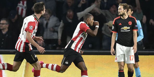 Highlights Liga Champions: PSV 2-1 Manchester United Highlights Liga Champions: PSV 2-1 Manchester United