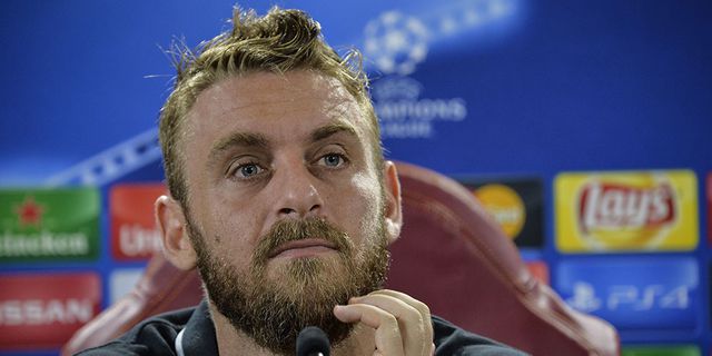 De Rossi: Roma Harus Atasi Messi dan Barca