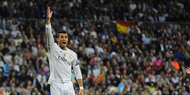 Kaka Tak Percaya Madridista Cemooh Ronaldo