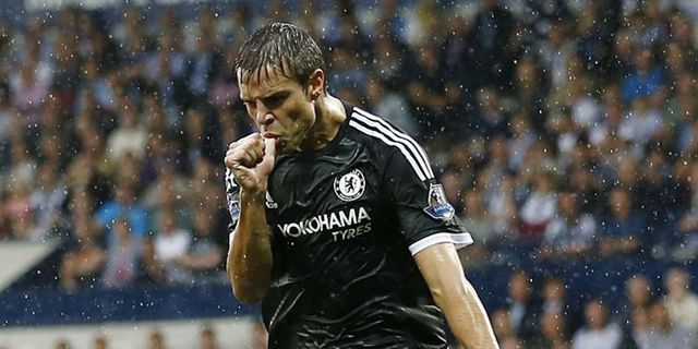 Azpilicueta: Rival Chelsea Juga Bisa Kehilangan Poin Azpilicueta: Rival Chelsea Juga Bisa Kehilangan Poin