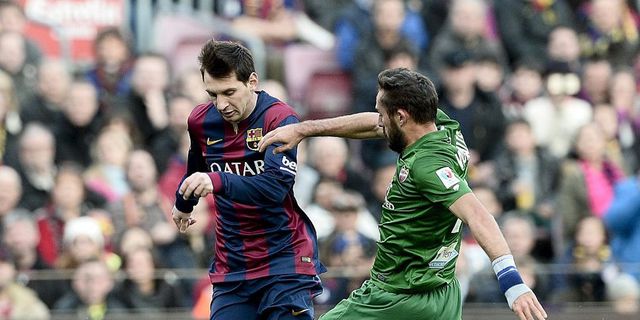 Messi vs Satu Tim Levante