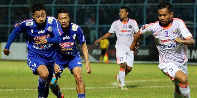Samsul Arif Tak Ambisi Cetak Gol di Kandang Bali United Samsul Arif Tak Ambisi Cetak Gol di Kandang Bali United