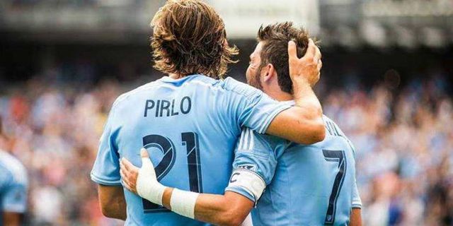 Pirlo dan Villa Wisata Malam Ditemani Beberapa Wanita