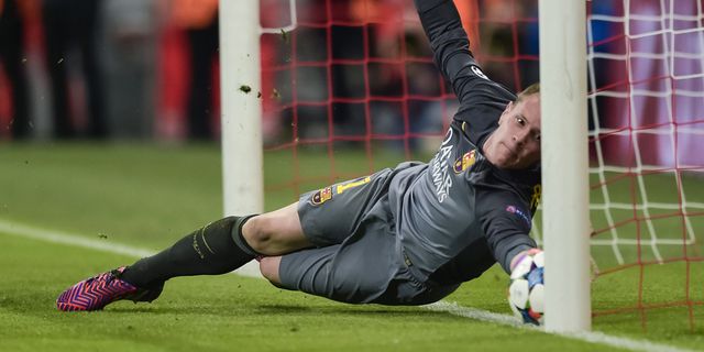 Habis Kesabaran, Enrique Turunkan Bravo Gantikan Ter Stegen Habis Kesabaran, Enrique Turunkan Bravo Gantikan Ter Stegen