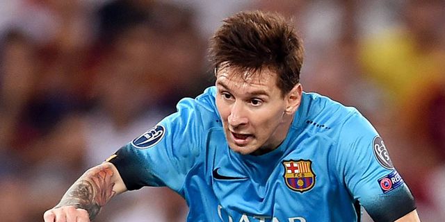 Aguero: Messi adalah Messi, Ia Tak Tergantikan Aguero: Messi adalah Messi, Ia Tak Tergantikan