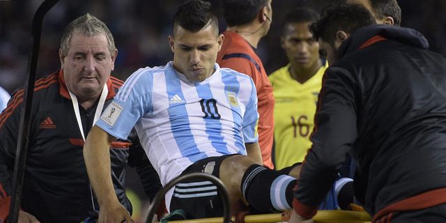 Cedera, Aguero Menangis di Ruang Ganti Cedera, Aguero Menangis di Ruang Ganti