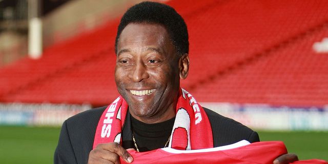 Bukan Mata Duitan, Pele Pernah Tolak MU, Madrid, dan Milan