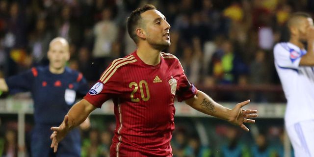 Cazorla Minta Ejekan Pada Pique Dihentikan