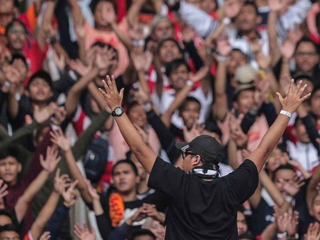 Aksi The Jakmania di laga Persija vs Persib (c) Liputan6.com/Faizal Fanani