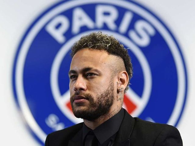Neymar teken kontrak baru di PSG. (c) PSG