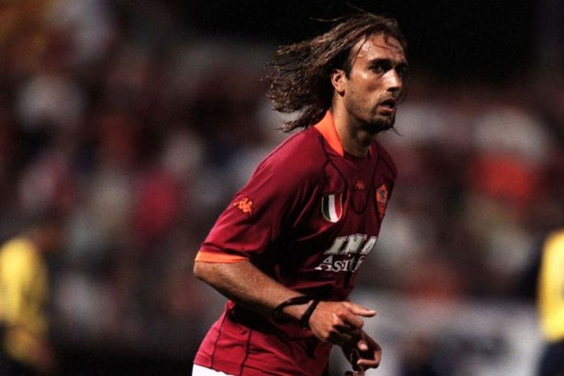 Kisah Pilu Batistuta Yang Ingin Amputasi Kakinya