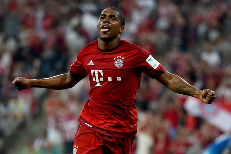 Juventus Naikkan Tawaran Mereka Untuk Douglas Costa?