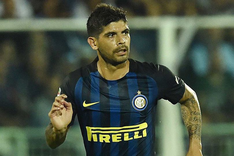 Inter Ingatkan Sevilla Soal Banega