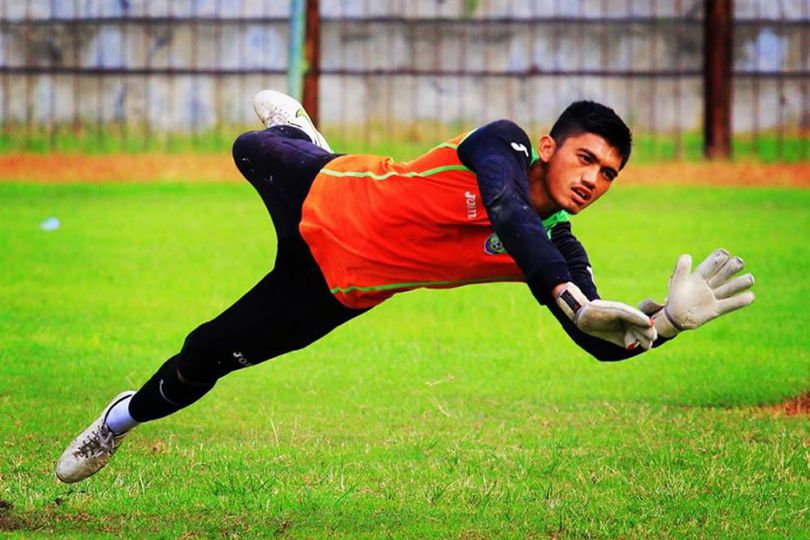 Kiper Persegres Mengaku Kecolongan