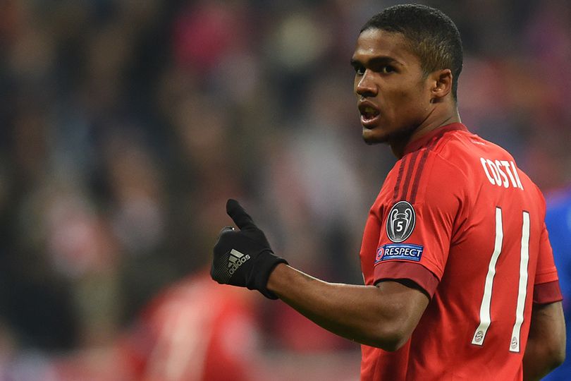 Gabung Juve, Douglas Costa Sudah Tiba di Turin