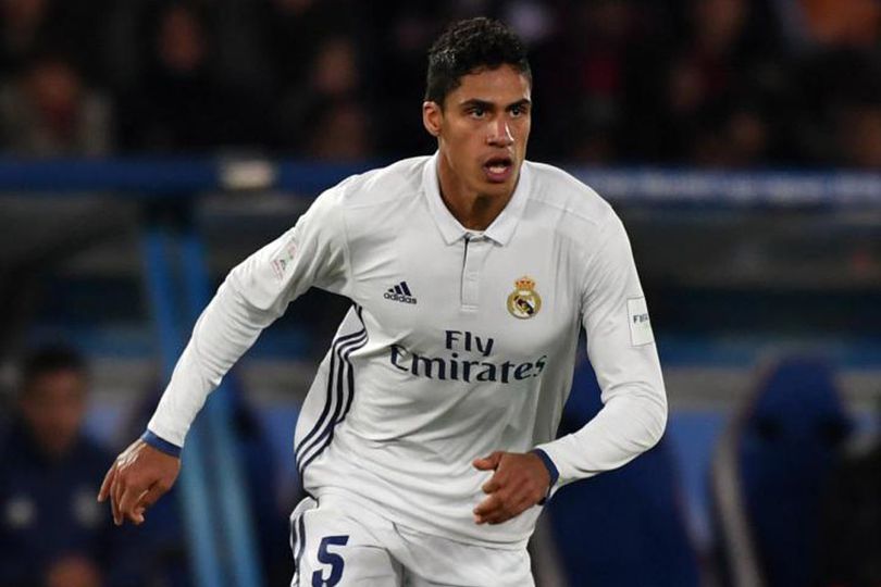 Arsenal Disarankan Beli Raphael Varane