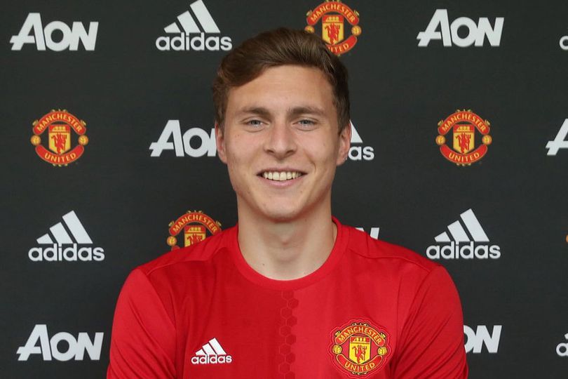 Mourinho: Lindelof Punya Masa Depan Cerah di MU