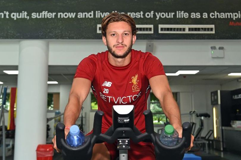 Lallana Masih Harus Absen Sebulan Lagi