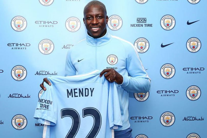 Mendy Jalani Latihan Perdana di Manchester City