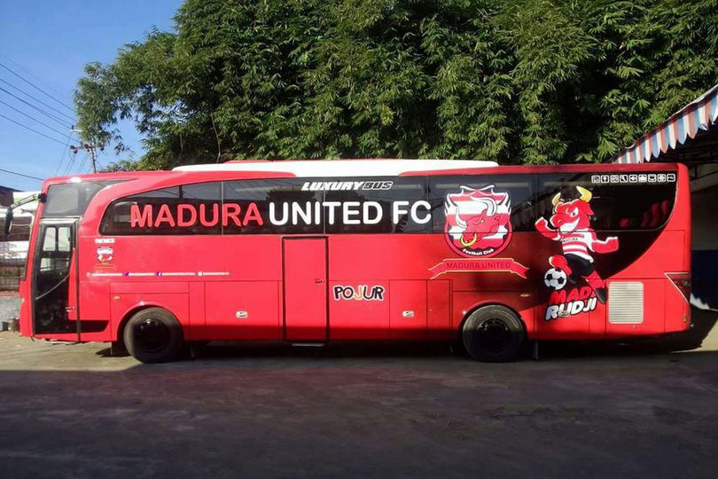 Pengusaha Madura Sumbang Bus Bagi Madura United