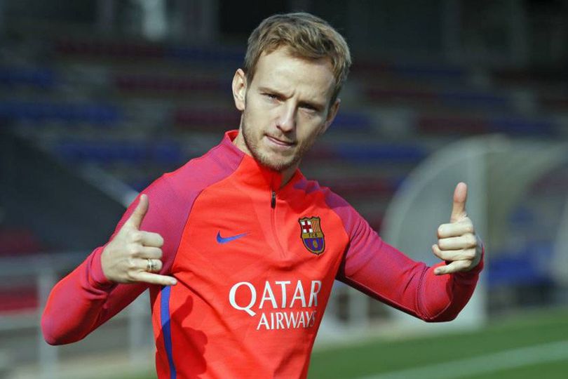 Barca Ingin Jual Rakitic ke MU atau Manchester City