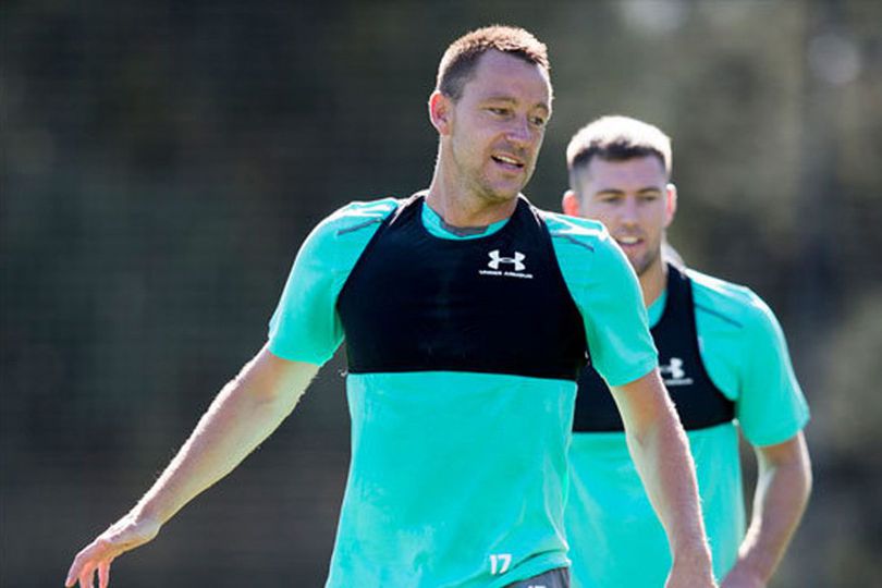 John Terry Kian Betah di Aston Villa