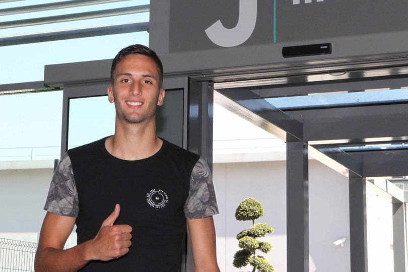 Bentancur Siap Bersaing di Skuat Juventus Bentancur Siap Bersaing di Skuat Juventus