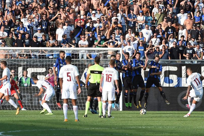 Kolarov Cetak Gol Free Kick Ala Ronaldinho dan Pirlo