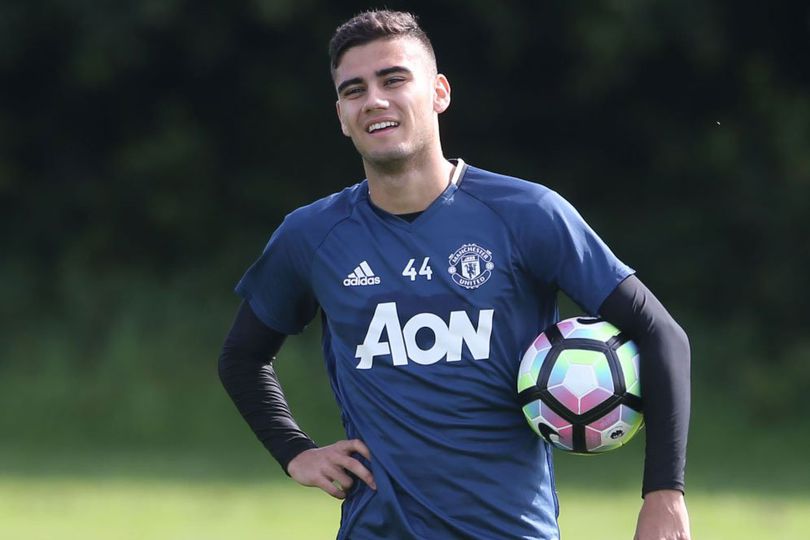 Usai Dipinjamkan, Pereira Langsung Perpanjang Kontrak di MU