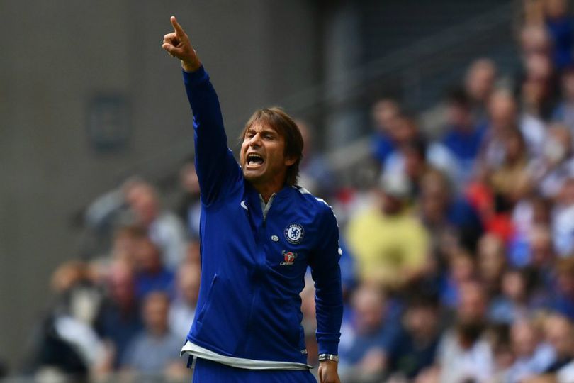 Conte Bersitegang Dengan Manajemen Chelsea