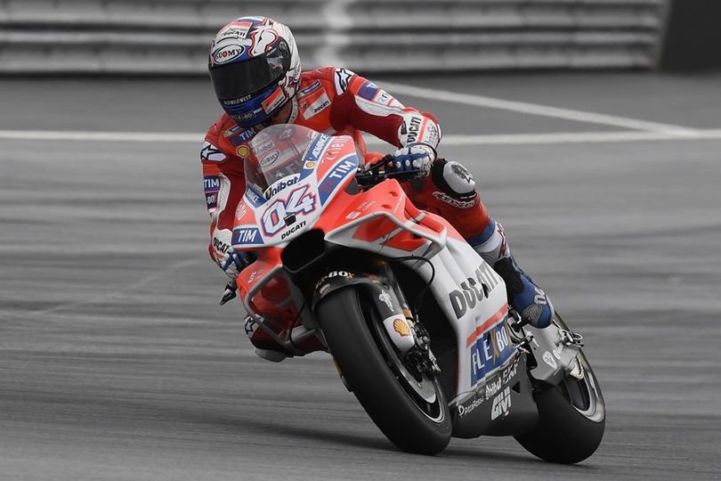 Dovizioso Asapi Marquez Tepat di Tikungan Terakhir MotoGP Austria