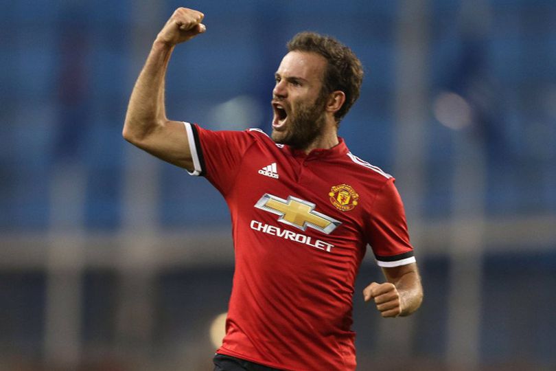 Juan Mata Sumbangkan Gajinya untuk Amal