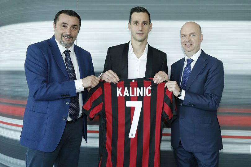 Kalinic dan Pemilik No 7 di Milan Setelah Shevchenko