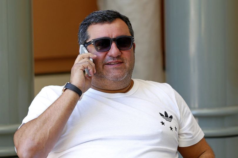 Usai 'Menyerang' Ole Gunnar Solskjaer, Mino Raiola Kibarkan Bendera Putih