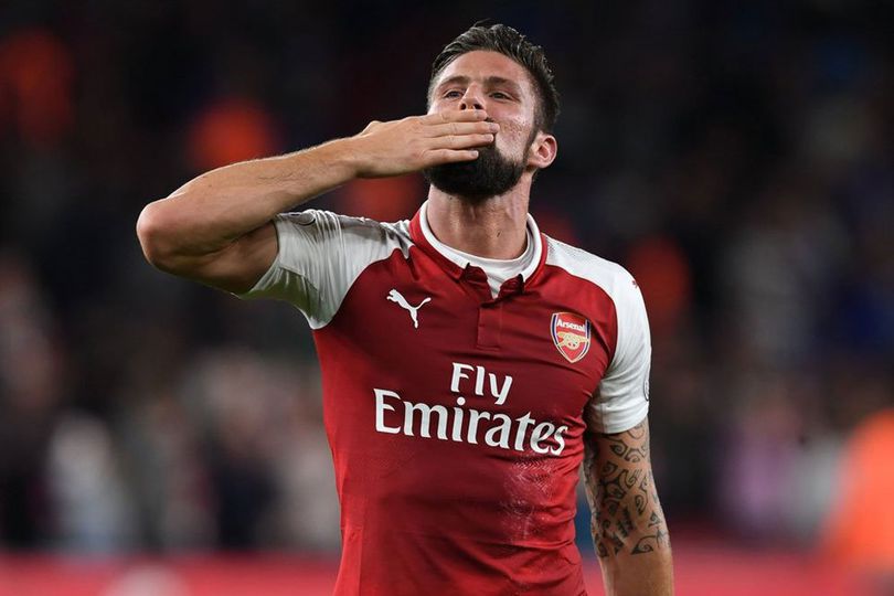 Giroud Batal ke Everton Gara-gara Sang Istri?