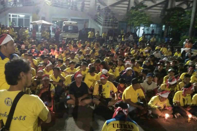 Ultrasmania Bantu Persegres Bayar Gaji Pemain