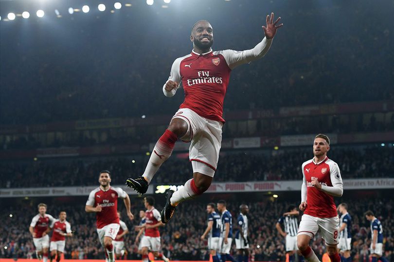 Lacazette Tegaskan Tidak Ingin Tiru-tiru Henry