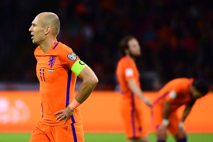 Bendera Setengah Tiang Untuk Belanda