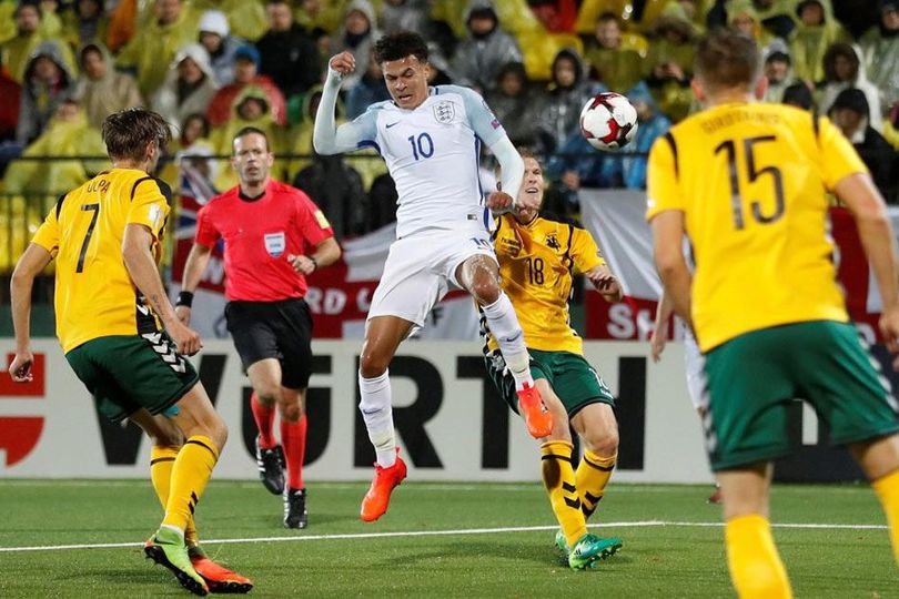 Kyle Walker dan Dele Alli Dikecam Ryan Giggs Kyle Walker dan Dele Alli Dikecam Ryan Giggs