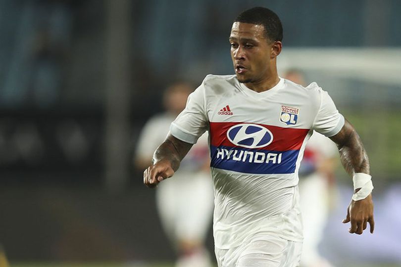 Memphis Depay Jadi Target Utama Milan di Musim Panas