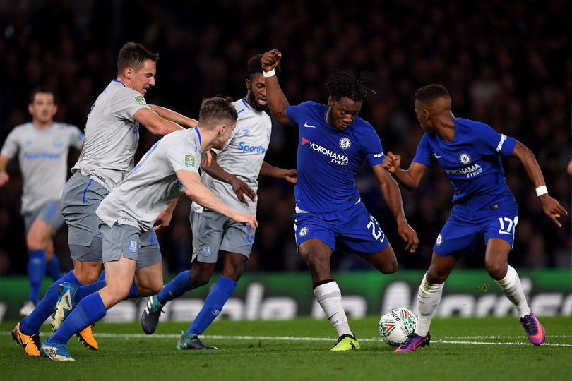 Conte: Batshuayi Berkembang Pesat