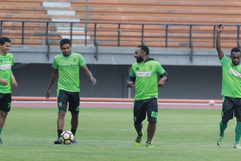 Persebaya Siasati Penundaan Jadwal dengan Uji Coba