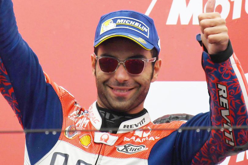 'Semua Rider Italia Bisa Masuk 10 Besar di MotoGP 2018'