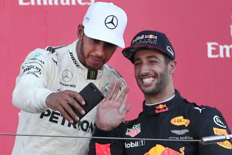 Sableng, Ricciardo 'Bajak' Instagram Hamilton di Podium Formula 1!