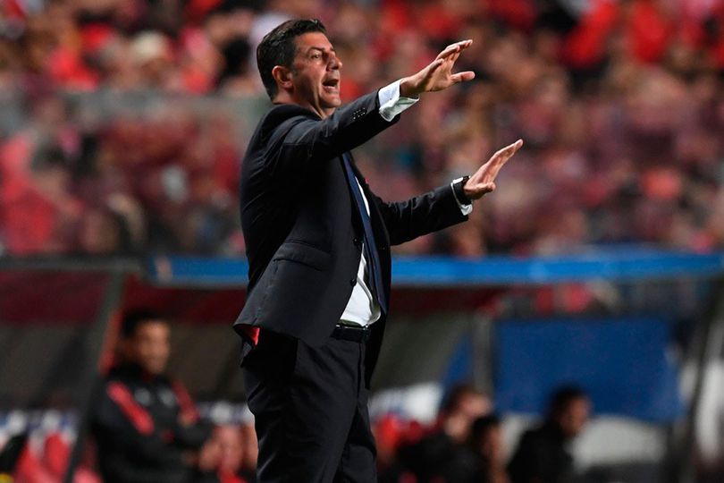 Sedih dan Senang Pelatih Benfica Usai Lawan MU